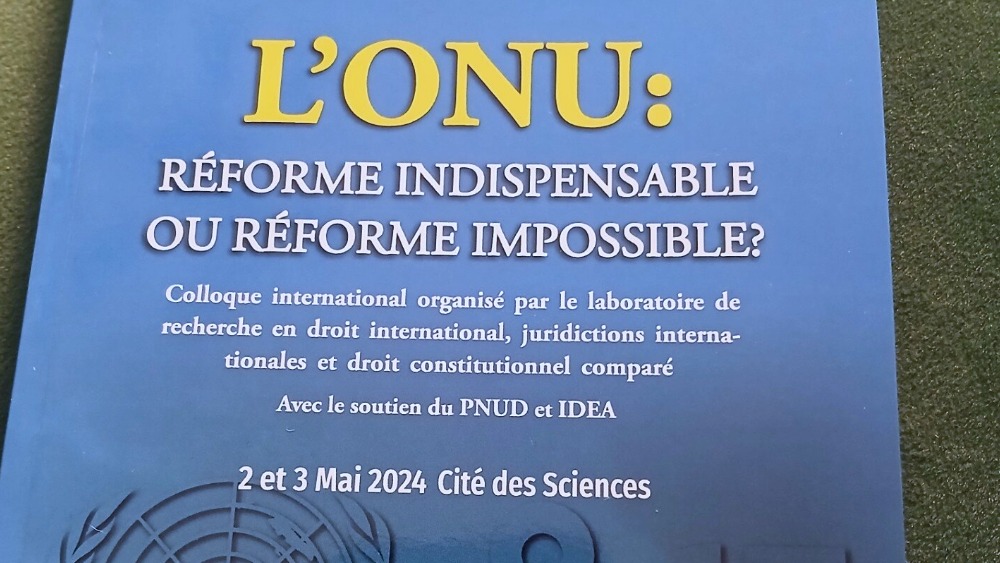 Cover of book about UN Reform titled "L'ONU: reforme indispensable or reforme impossible?"